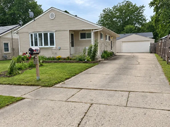 937 Townsend St, Sycamore, IL 60178