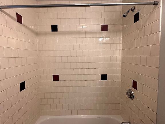 4th image of 50 Franklin St #916