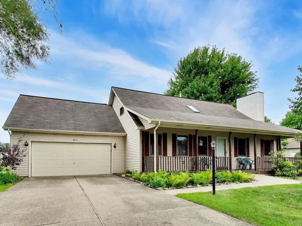 38172 N Holdridge Ave, Beach Park, IL 60087