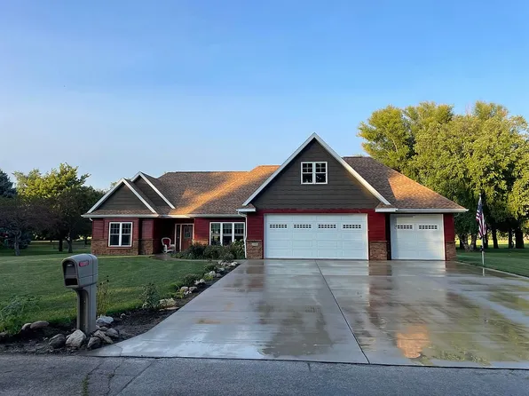 2205 W River Dr, Humboldt, IA 50548