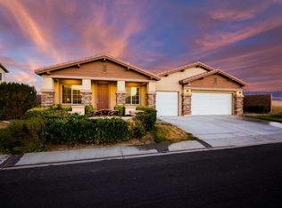 8744 W Dale Dr, Lancaster, CA 93536