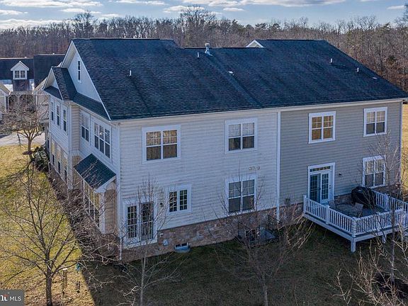 5th image of 105 Osprey Dr