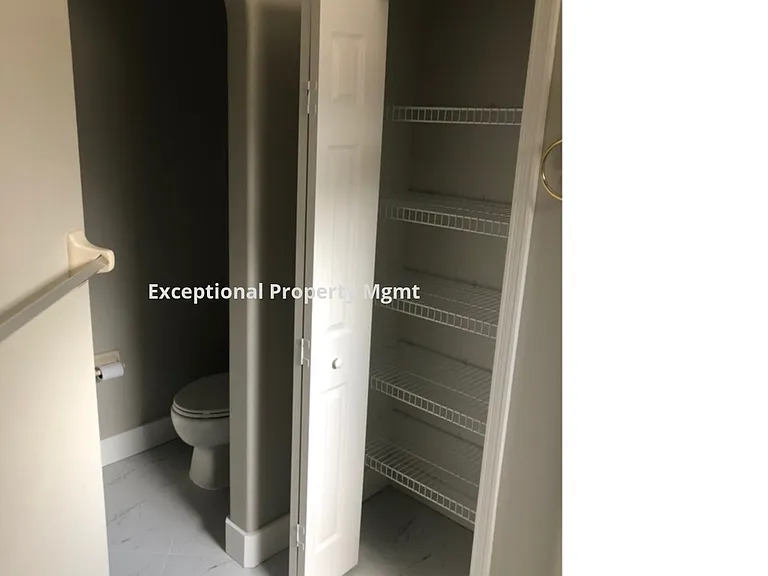 9811 Las Casas Dr — Photo 14