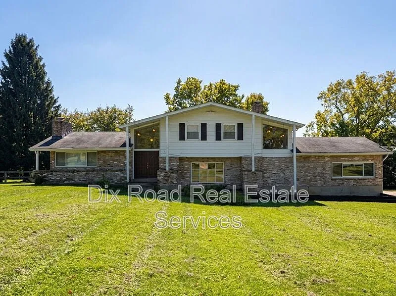39 Bluegrass Ct