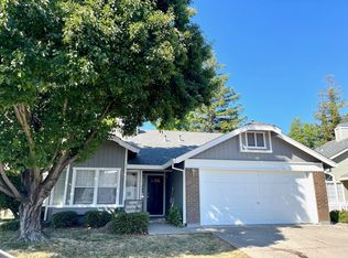 9042 Molinero Ct, Elk Grove, CA