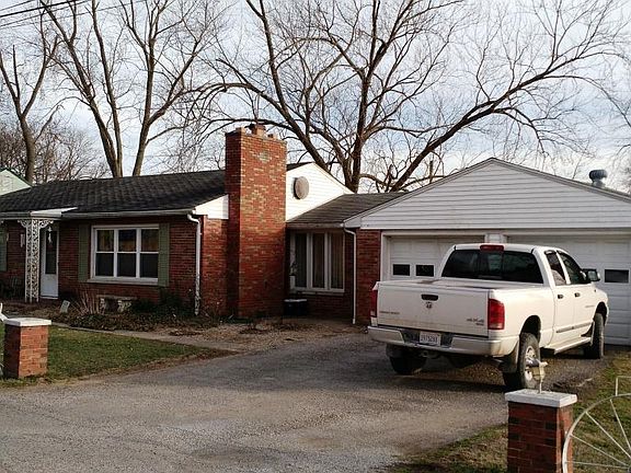 3rd image of 609 W Tyler St