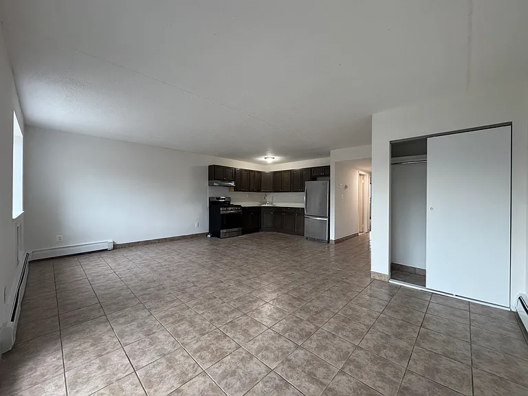 56-07 Clover Pl #3L — Photo 3