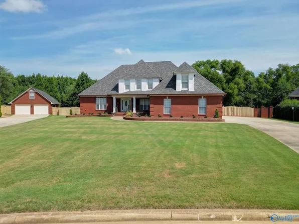 28102 Kim Dr, Harvest, AL 35749