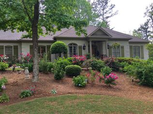 9760 Foxworth Dr, Johns Creek, GA 30022