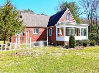 2615 Warrendale Bayne, Marshall, PA 15005