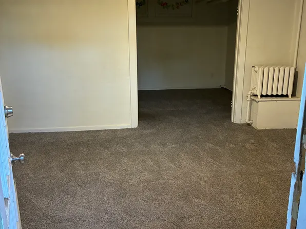 2035 S 50th St #D, Lincoln, NE 68506