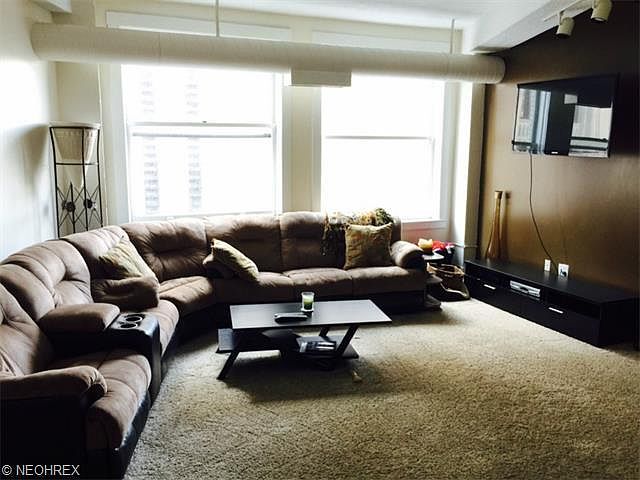 1st image of 750 Prospect Ave E APT 401