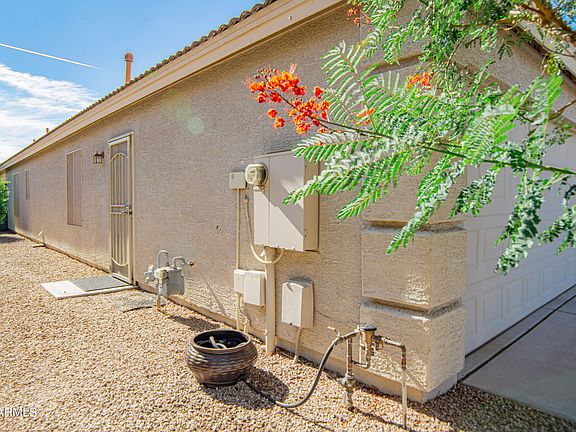 3rd image of 11333 W CAMPANA Drive