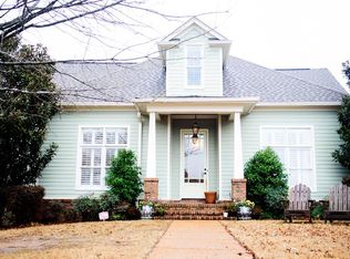 420 Northpointe Lake Dr, Oxford, MS 38655