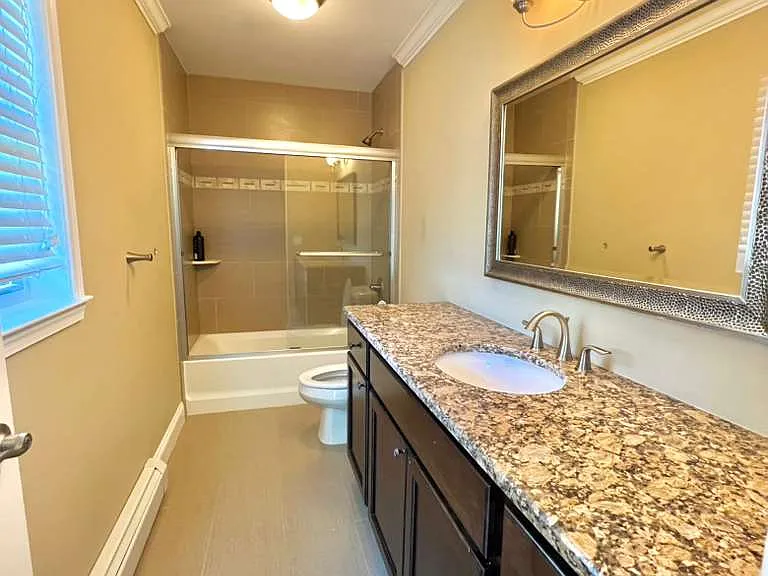 10 Apple Hill Dr — Photo 23