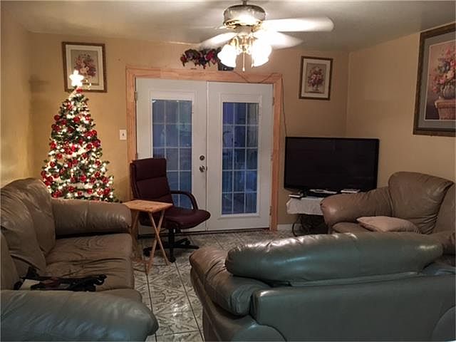 1st image of 3715 Debeney Dr