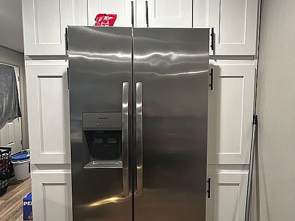 4th image of 704 Fowler Rd