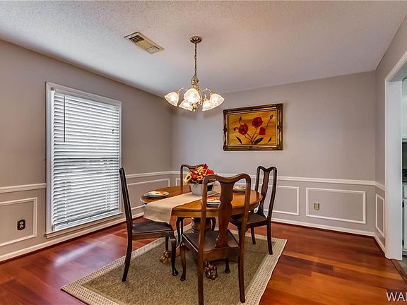 5th image of 7201 Crab Apple Cir