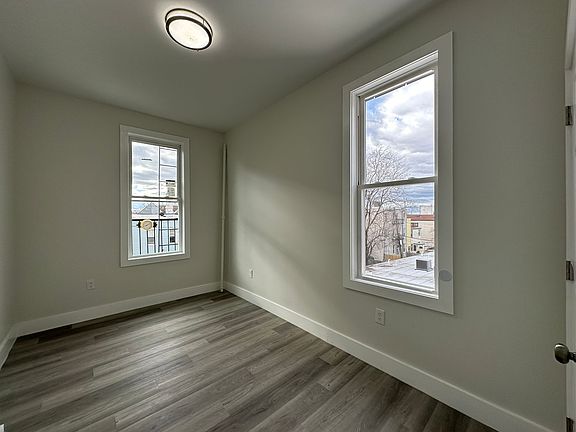 5th image of 737 Communipaw Ave #39E