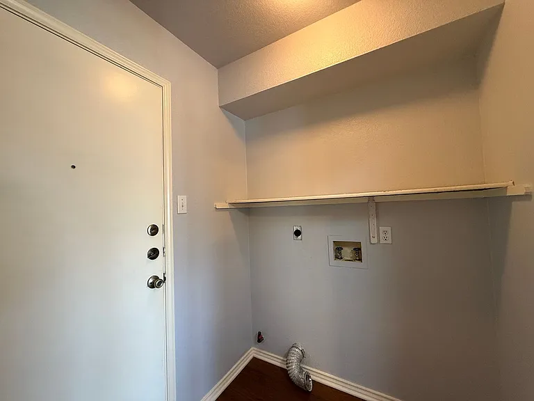 14704 Noya Dr — Photo 9
