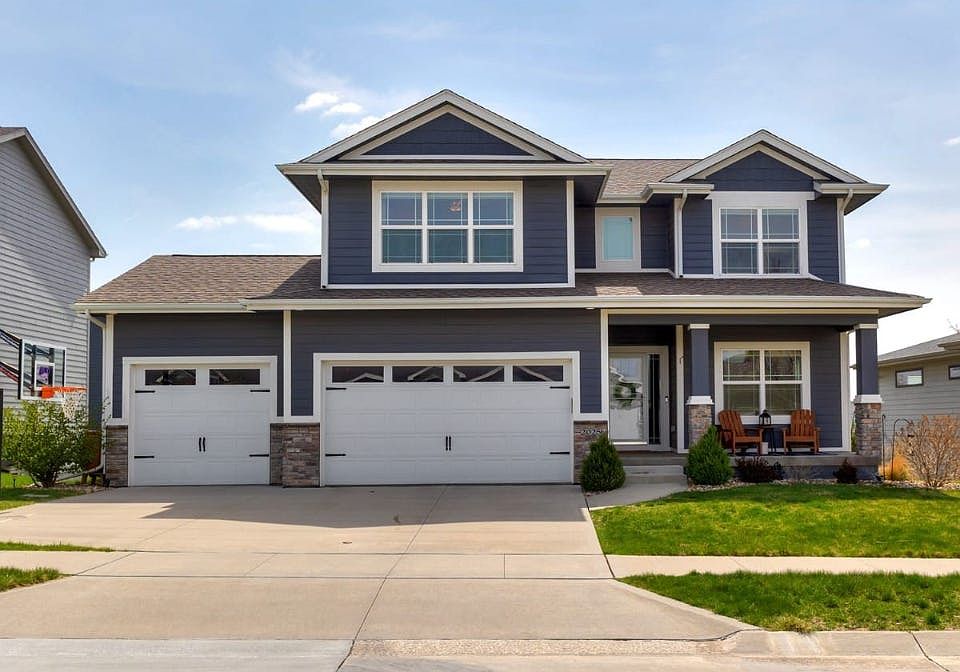 2025 Brodie St Waukee IA 50263 Zillow