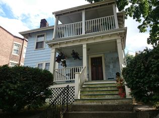 110 Walnut St, Brookline, MA 02445