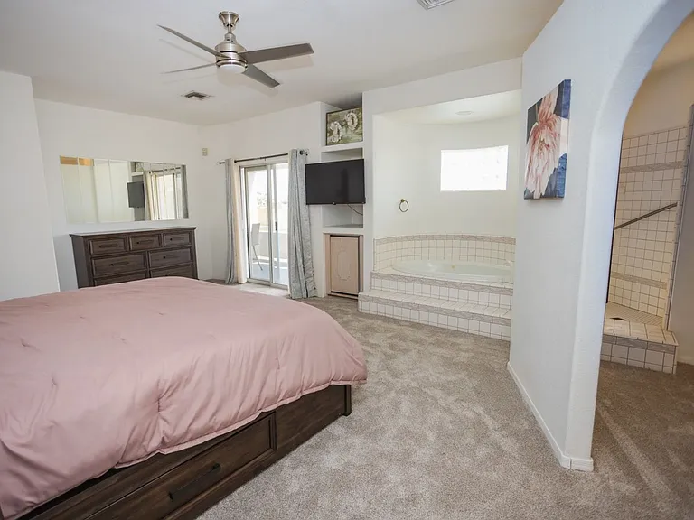 2320 Snead Dr — Photo 42