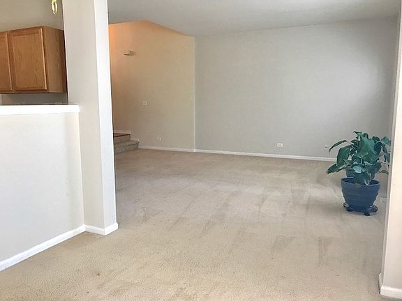 5th image of 1436 Yellowstone Dr