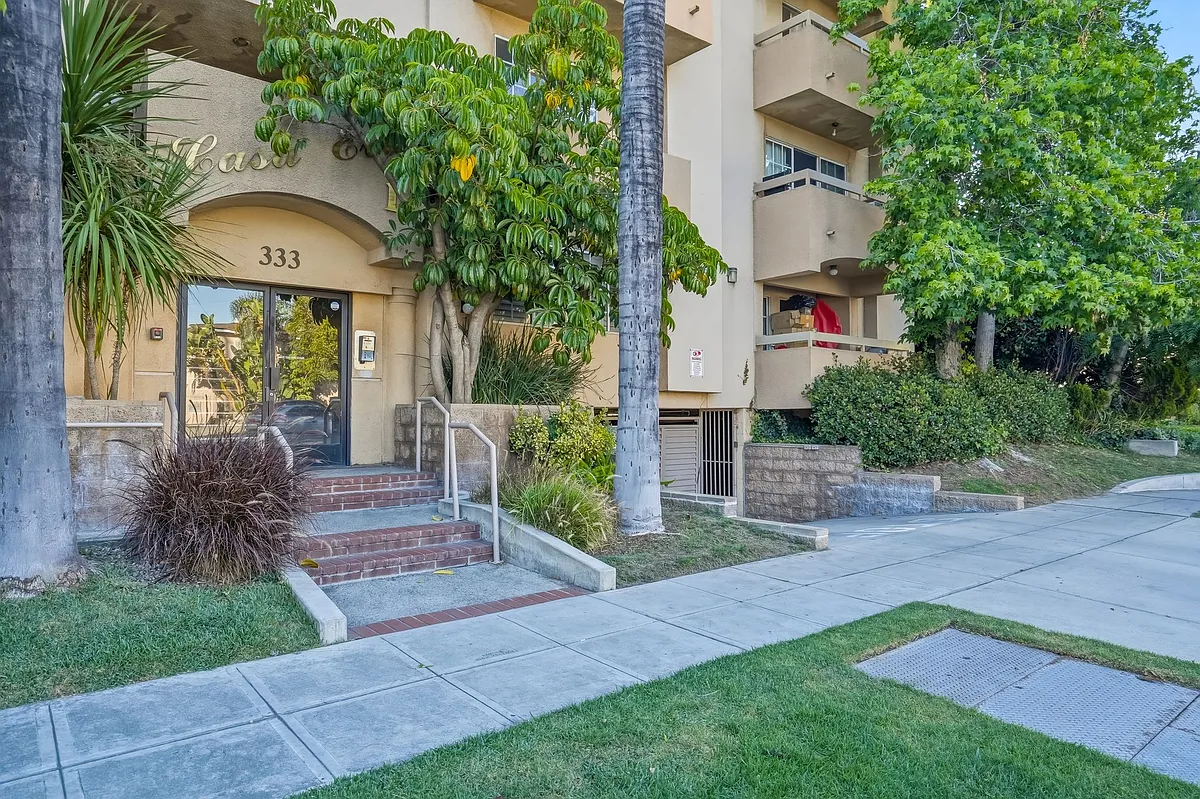 Building Photo - 333 W Alameda Ave #201