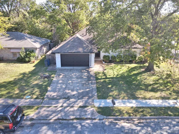 3825 S 120th East Ave, Tulsa, OK 74146