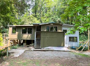 82 S River Rd, Sylva, NC 28779