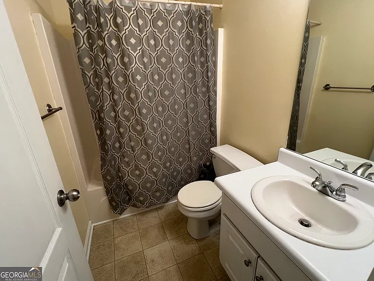 1229 Clearwater Dr — Photo 11