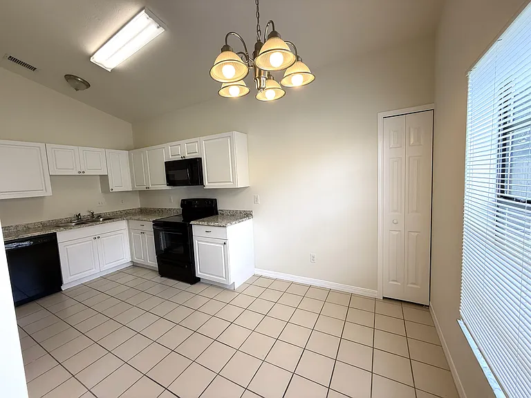875 S Patrick Dr #875 — Photo 10