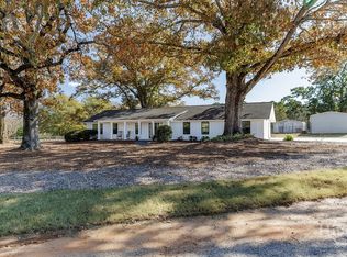 1410 Old Bishop Road, Bishop, GA 30621