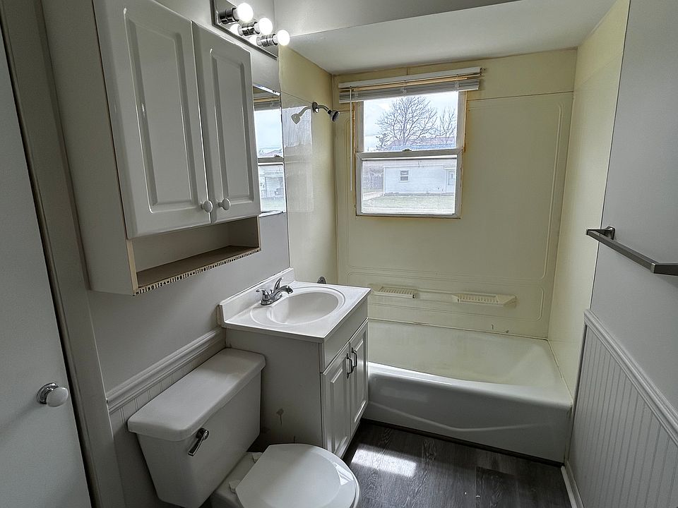 1st image of 807 W Purtscher Dr