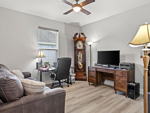 5th image of 68 Orchard Ln