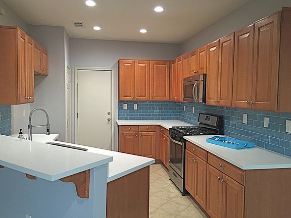 2nd image of 29326 Dakota Dr
