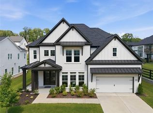 858 Keystone Dr, Woodstock, GA 30188