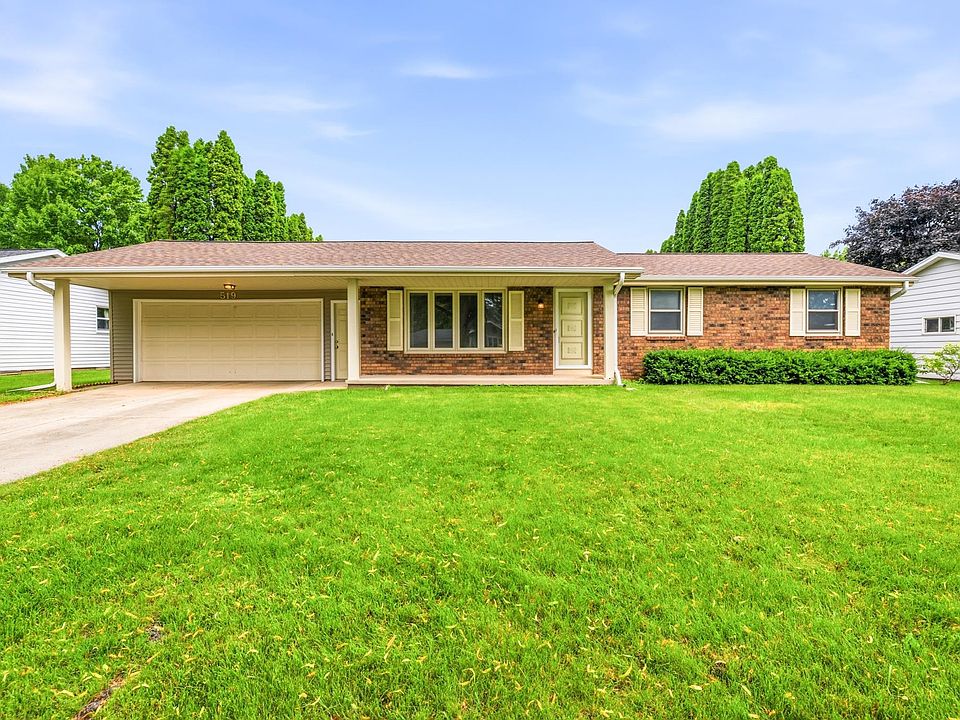 1st image of 519 Robert Ln