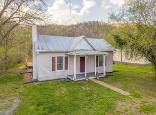 1719 Trackside Dr, Elliston, VA