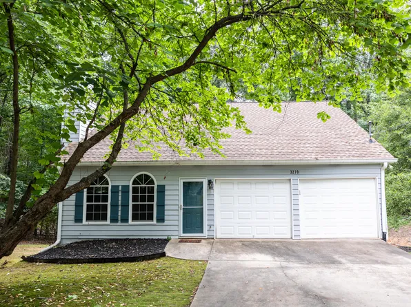 3270 Marine Rd, Cumming, GA 30041