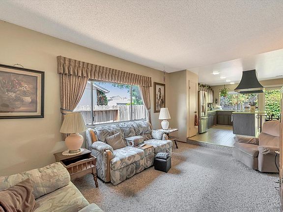 4th image of 1651 Oneel Drive
