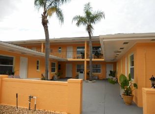 3619 W Rogers Ave APT 8, Tampa, FL 33611