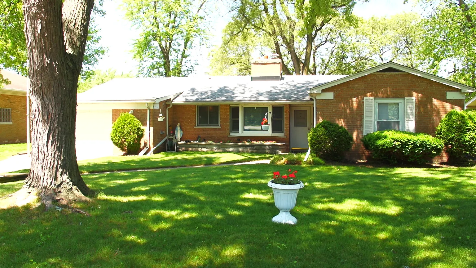34 159th St photo 1
