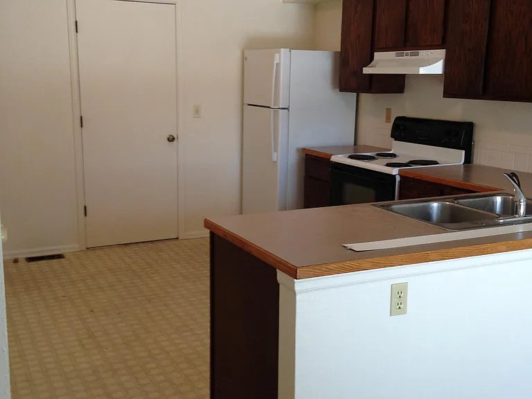 7379 Beech Ct — Photo 3