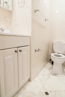 Rented by WAM Partners - William Moses Co. | media 21