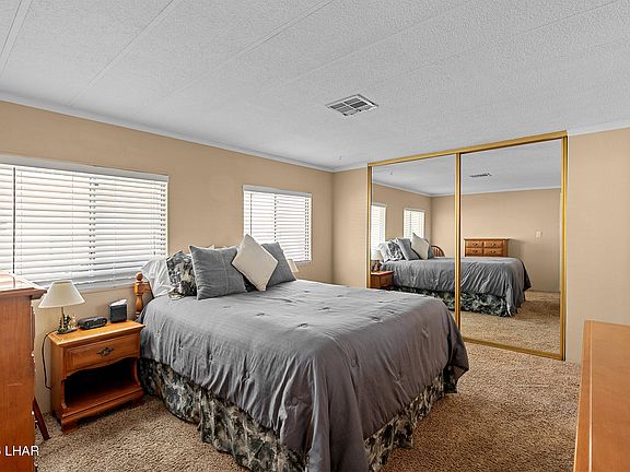 5th image of 3020 Diane Dr