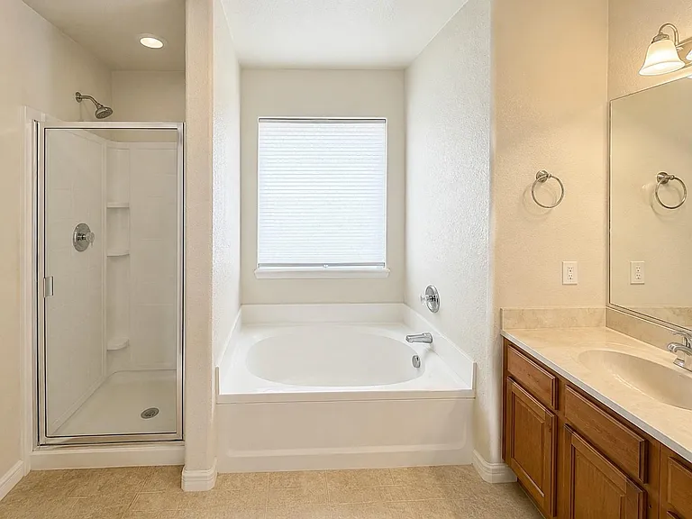 19315 Summer Island Way — Photo 23