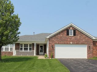1416 Whitetail Dr, Hebron, IL 60034