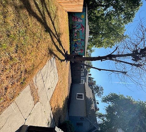 4th image of 640 W Willow St